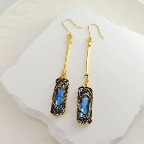 BandS - Vintage Long  Blue Gemstones Earrings £14.99