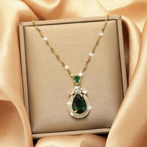 Diamonte & Emerald drop necklace £14.99