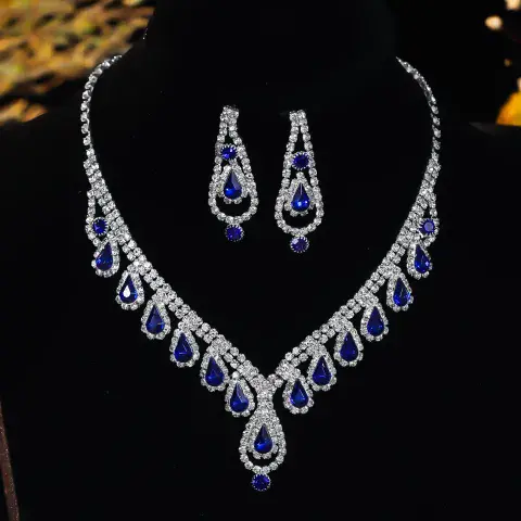 Elegant Blue droplet tassel Rhinestone set £29.95