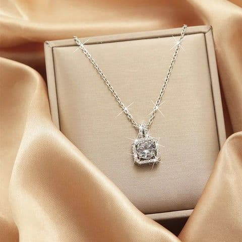 Inlaid Zircon Square Diamond necklace £14.99