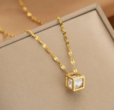 Square shaped Stainless Steel Inlay 18K Gold Plated Zircon Pendant Necklace  £14.99