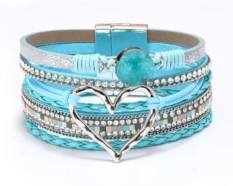 Stacking Bracelets with Heart Turquoise £14.99