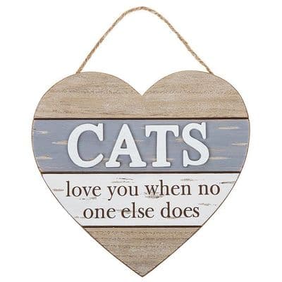 Wooden Cats Heart Plaque Gift – “Cats Love You When No One Else Does” Sign