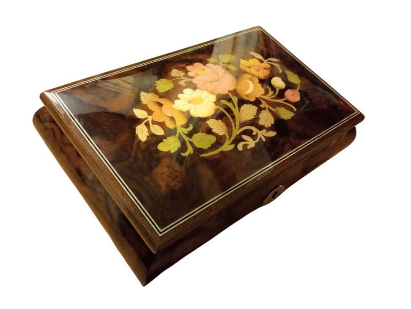 Music Box & Musical Boxes From The Music Box Shop & Shop 4 Music Boxes