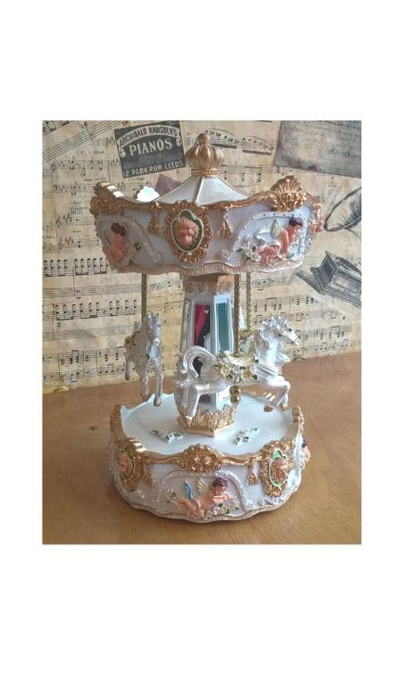 Lion Head Carousel 14237
