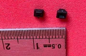 HS59X004: Small square moulding (59X-4) Pair - Not clear where this would be found on the loco