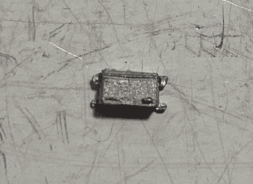 ULTRUF029: Battery Box/Voltage Regulator? (UWM06)