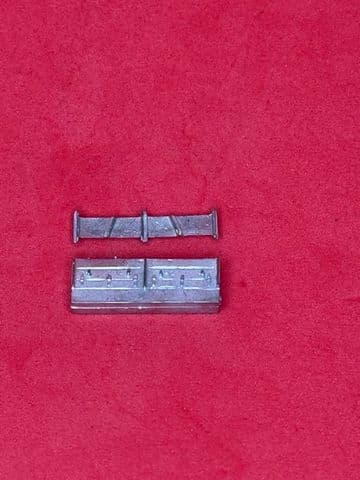 ULTRUF031: SR 9' Battery Box (Maunsell) (220)