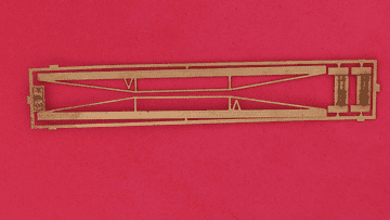 ULTUF005: GWR 70' Angle Truss (2 off) & 2 Battery Boxes. 78mm overall Length (UM/P 325)
