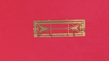 ULTUF013: LNER 52' Angle Truss (2 off) & 2 'v' Hangers. 44mm overall Length (UM/P 354)