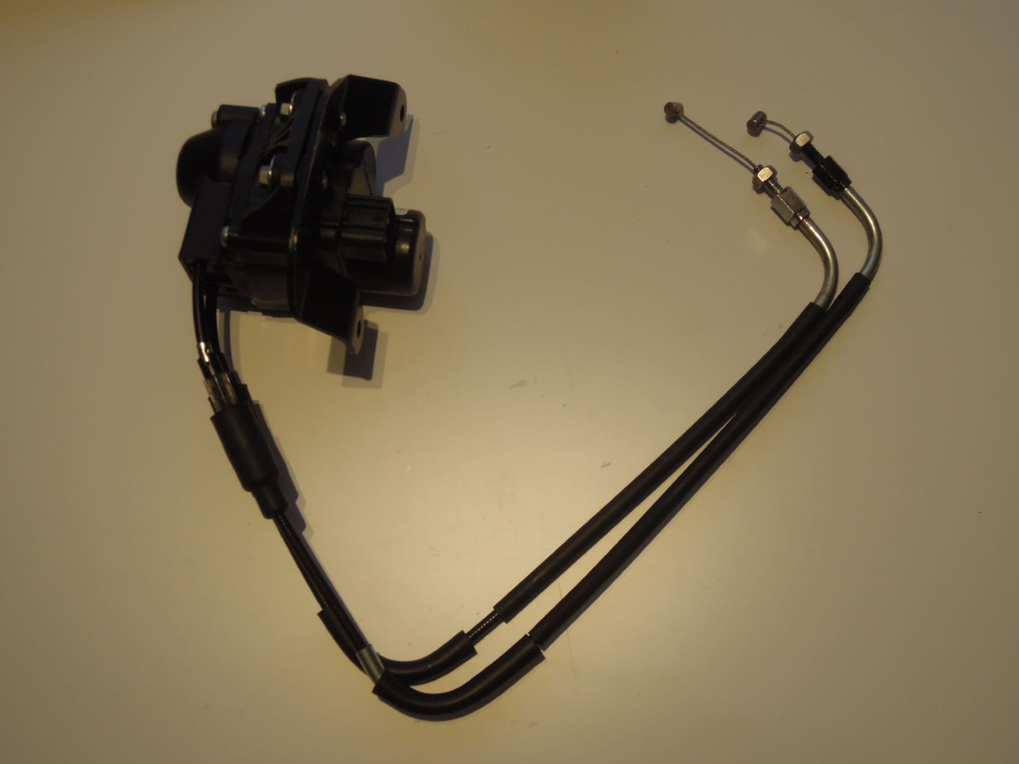 2D1-85820-00 Servo motor Assembly With Cables