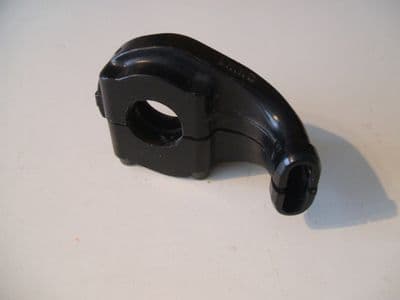 4KG-26281-00 Throttle Housing (Upper and Lower)