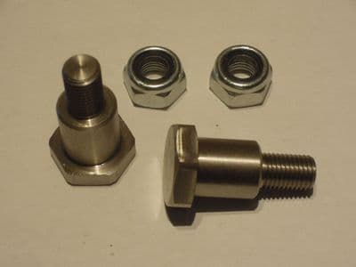 90109-101E6  Mainstand Bolt + Nut Stainless (2)