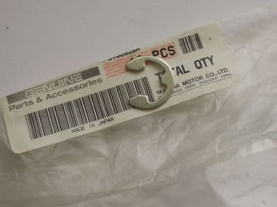 99001-10600 Transmission Shaft circlip