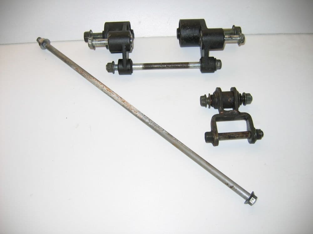 Complete Engine Mount Set