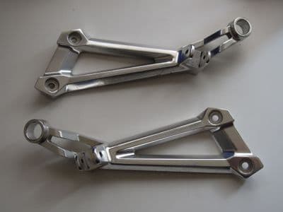 Pillion Footrest Assembly R+L  5UX-27440-01