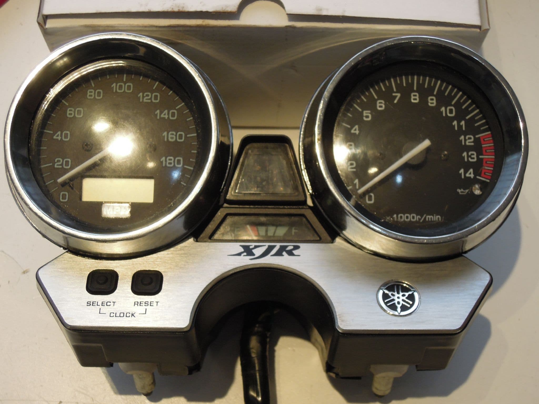 xjr400-clock-set-assembly-x28-