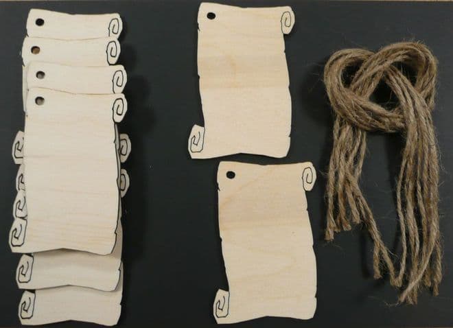 Large Old Scroll Gift Tags / Price Tags 100mm Pack of 8