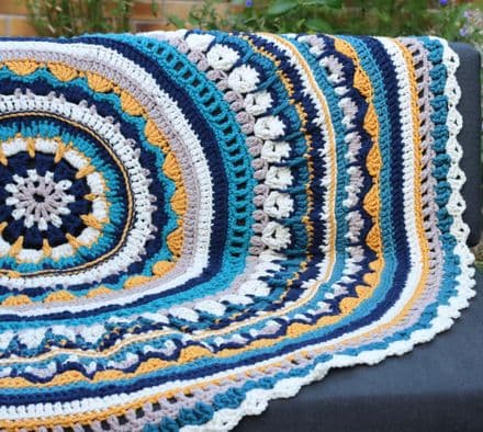 Chunky crochet Mandala throw blanket