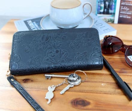 Embossed Leather effect wallet in Classic Black