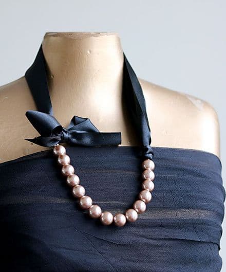 Rose Gold Pearl Necklace