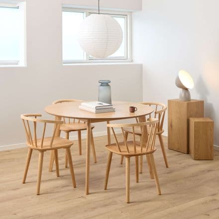 Round Dining Table and Four Chairs in Oak