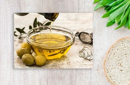 Tempered Glass Chopping Board with Olives & Olive Oil
