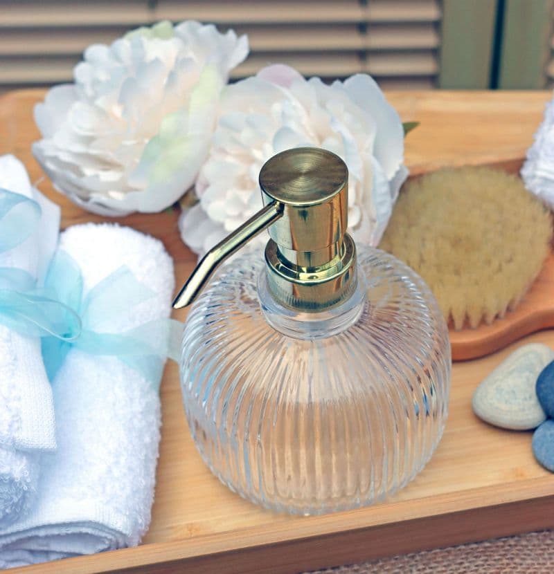 Vintage style clear soap dispenser