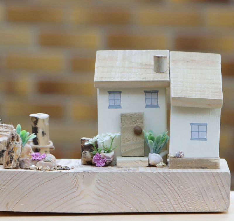 Wharf Cottage Wooden Ornament