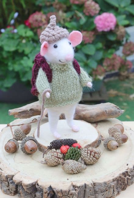 White Felt Country Mouse with rucksack and walking stick