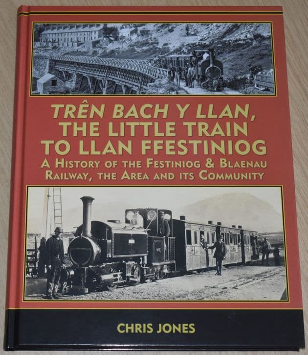 Tren Bach y Llan, The Little Train to Llan Ffestiniog, by Chris Jones