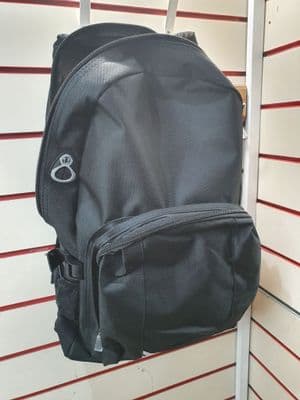 SCHOOL BAG--BACK PACK--NAVY BLUE