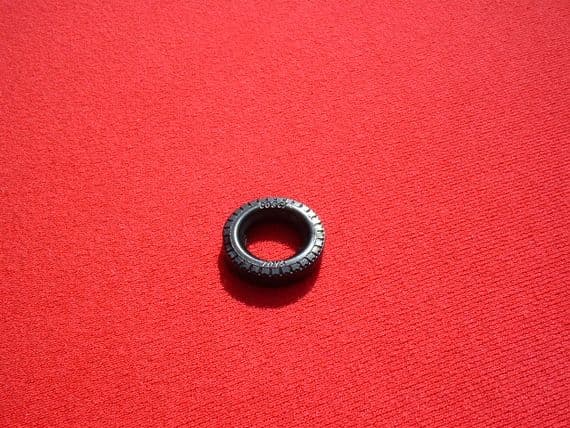 20mm Black Treaded 
