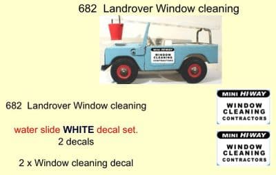 682 Tri-ang Landrover Window cleaning