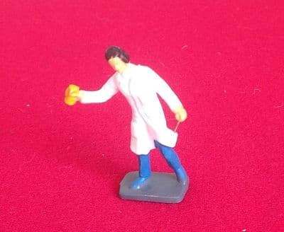 CORGI TOYS 1505 - Original - Garage Attendants Lady with sponge