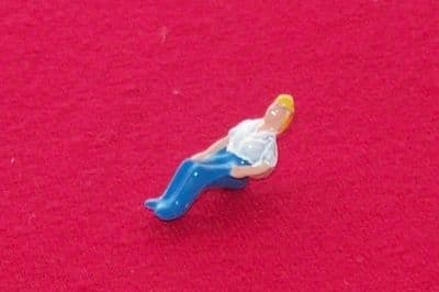 CORGI TOYS 246 Chrysler plastic female passenger