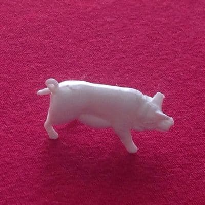 CORGI TOYS GIFT SET # 5 AGRICULTURAL SET WHITE PLASTIC PIG WITH IT'S HEAD DOWN