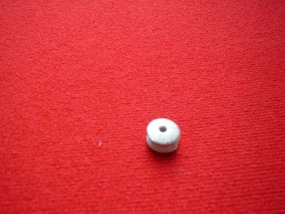 Dinky Toys 22 Series (French) Metal hubs with outside diameter of 6mm  (Each)