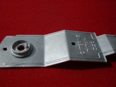 Dinky Toys 32C French Dinky Citerne Titan rear baseplate (Each)