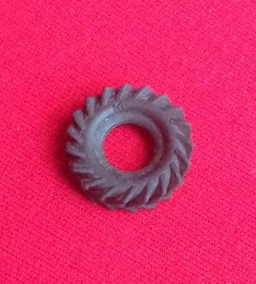 ORIGINAL DINKY TOYS SALES NO 093 27MM JOB NO 13978 BLACK TYRE  [ PRICE IS PER TYRE]