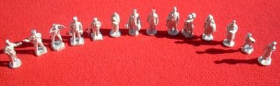 Set of 14 reproduction Hornby Railway Station Staff & Passengers figures OO gauge (Approx 22mm )