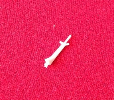 TRI-ANG Minic Waterline M715 RMS Canberra White Plastic Main Mast
