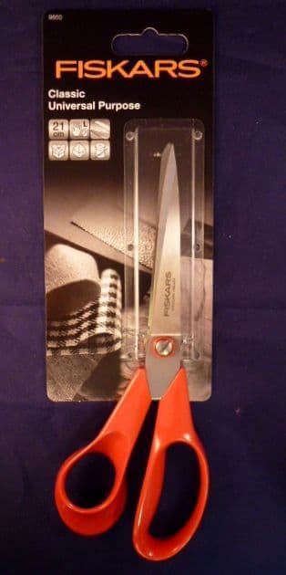 9850 Fiskars Left Handed Scissors | M. Courts