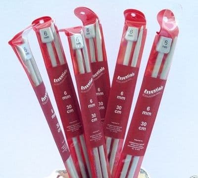 Knitting Needles 30cm.  Sizes 2.00 - 12.00mm Pack of 5