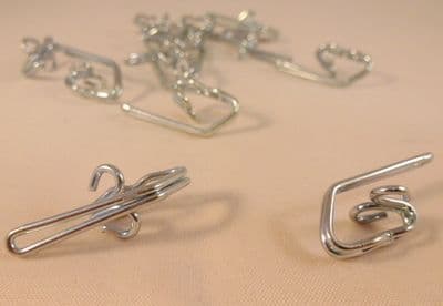 Loose Zinc Pleated Curtain Hooks. Silver. 250 pieces approximately