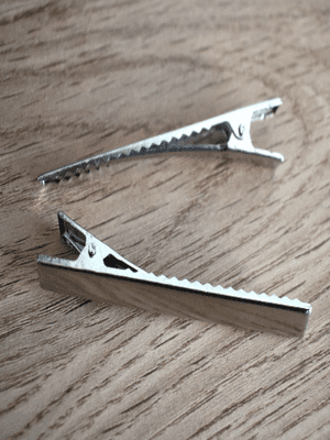 SFM46 Crocodile/Alligator Hair Clips. 75mm.  Silver.  10 Clips.