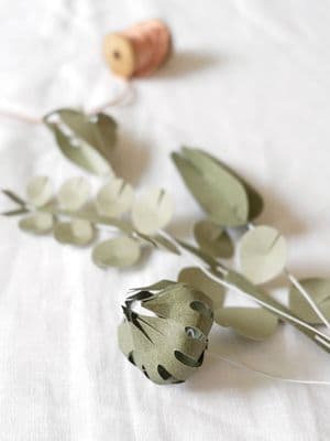 'Field Greens' Paper Flower Bouquet Kit, Small