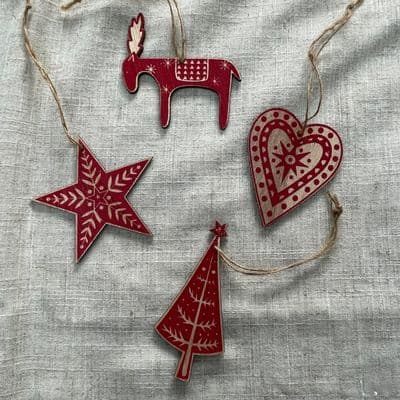Dark Red Nordic Wooden Tree Decorations, Set of 12