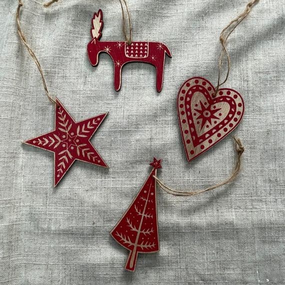 Dark Red Nordic Wooden Tree Decorations, Set of 12