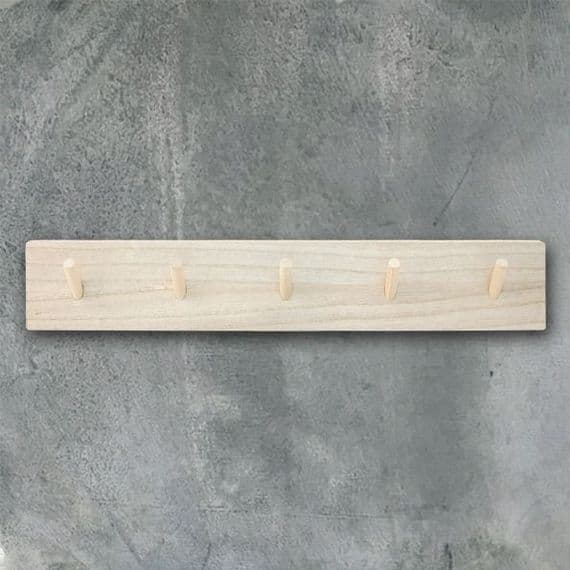 Natural Coloured Wood Pegboard/Hooks